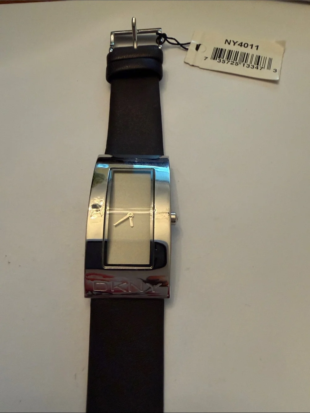 Dkny dial accent